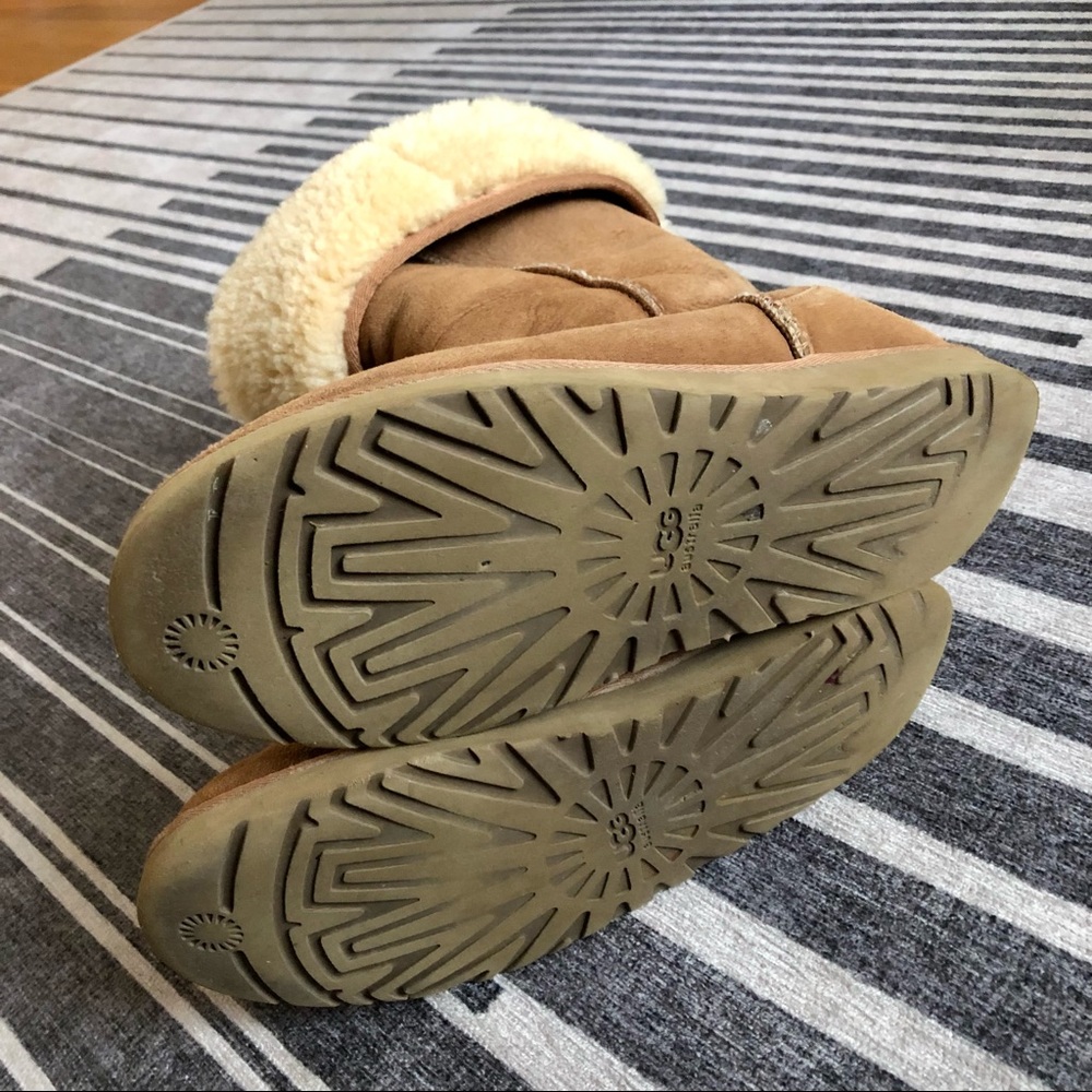 UGG Classic Tall Boot - Picture 6 of 7